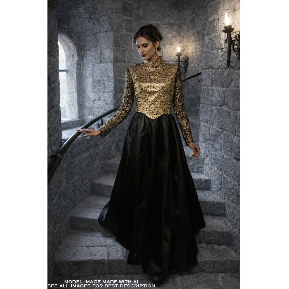 VTG Doreen Leaf Formal Gown S Gold Lamé Lace Costume Guinevere LARP Ren Faire